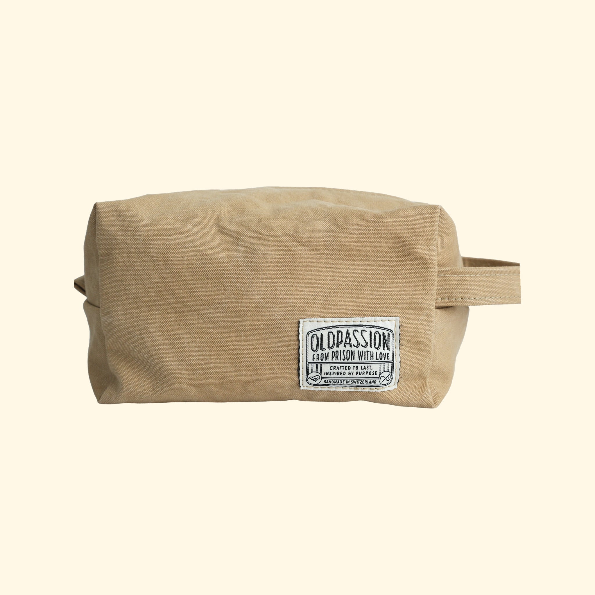 Canvas Dopp Kit No.1, sand, Vorderseite mit eingewebter Etikette