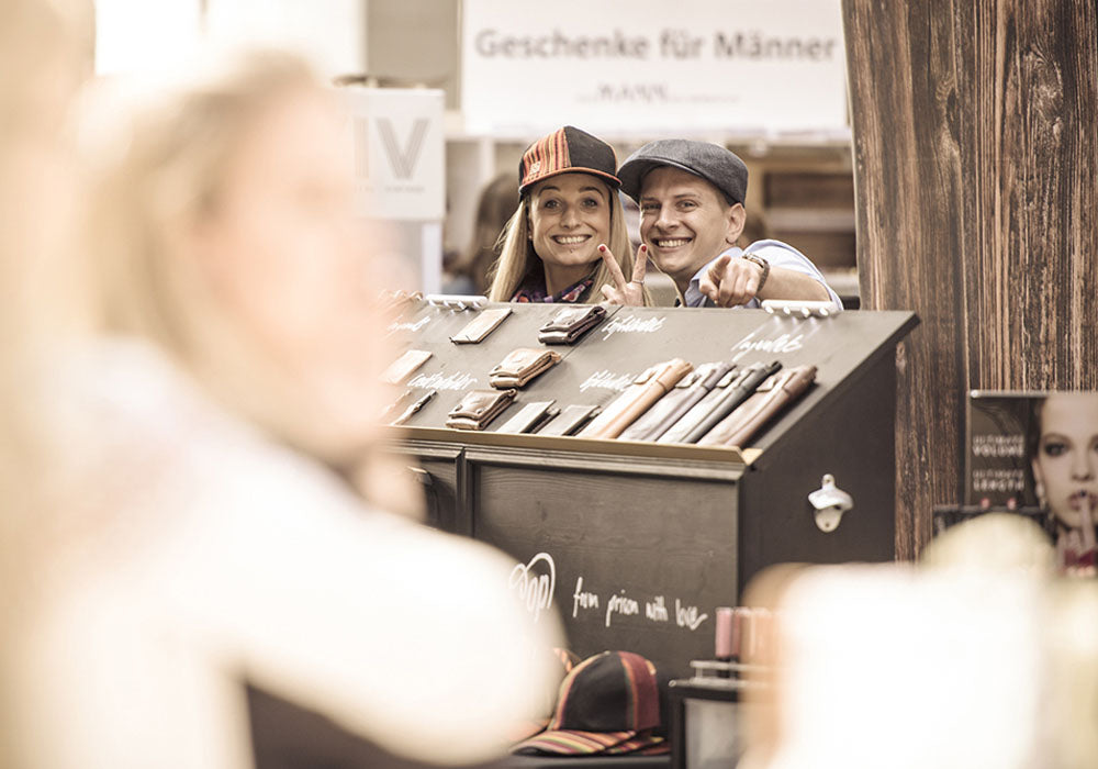 oldpassion from prison with love team verkauf von lederprodukten vor ort