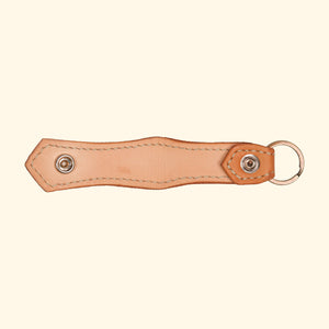 Key-Fob-Einzigartiger-Schlüsselanhänger-aus-Leder-nature-brass-ring-geoffnet-oldpassion-from-prison-with-love